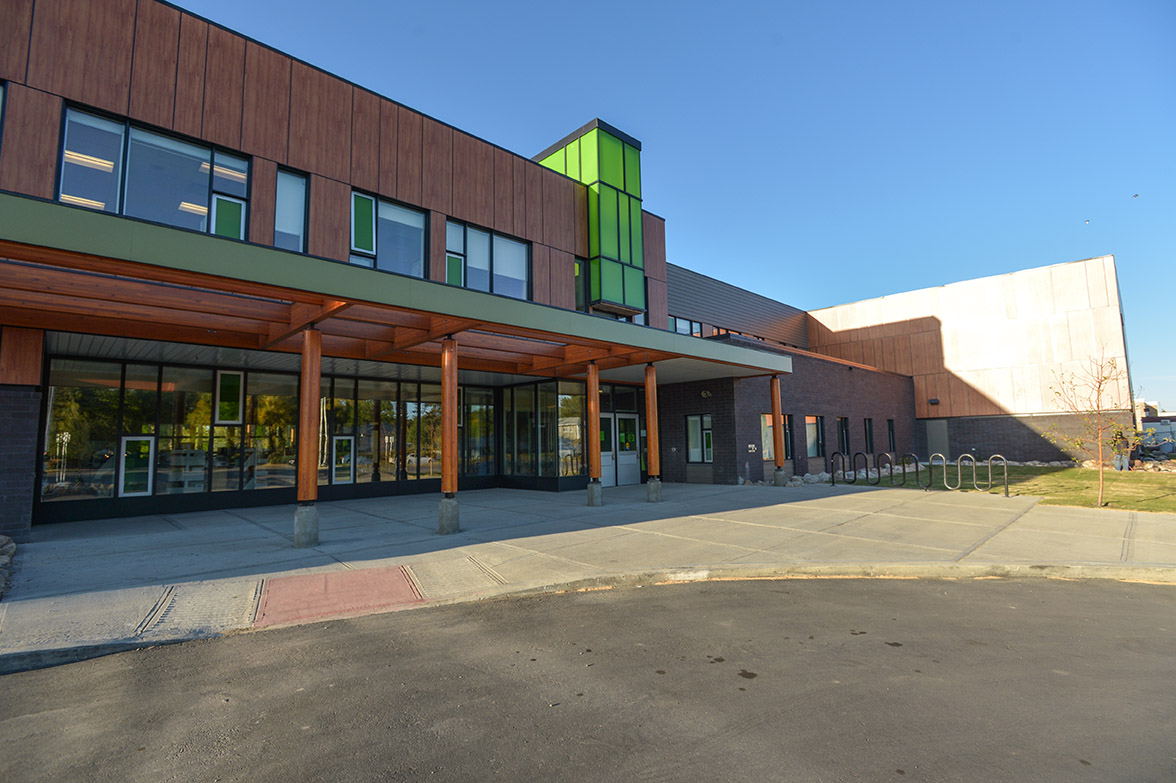 Douglas Park Elementary School BBK Regina Ltd.