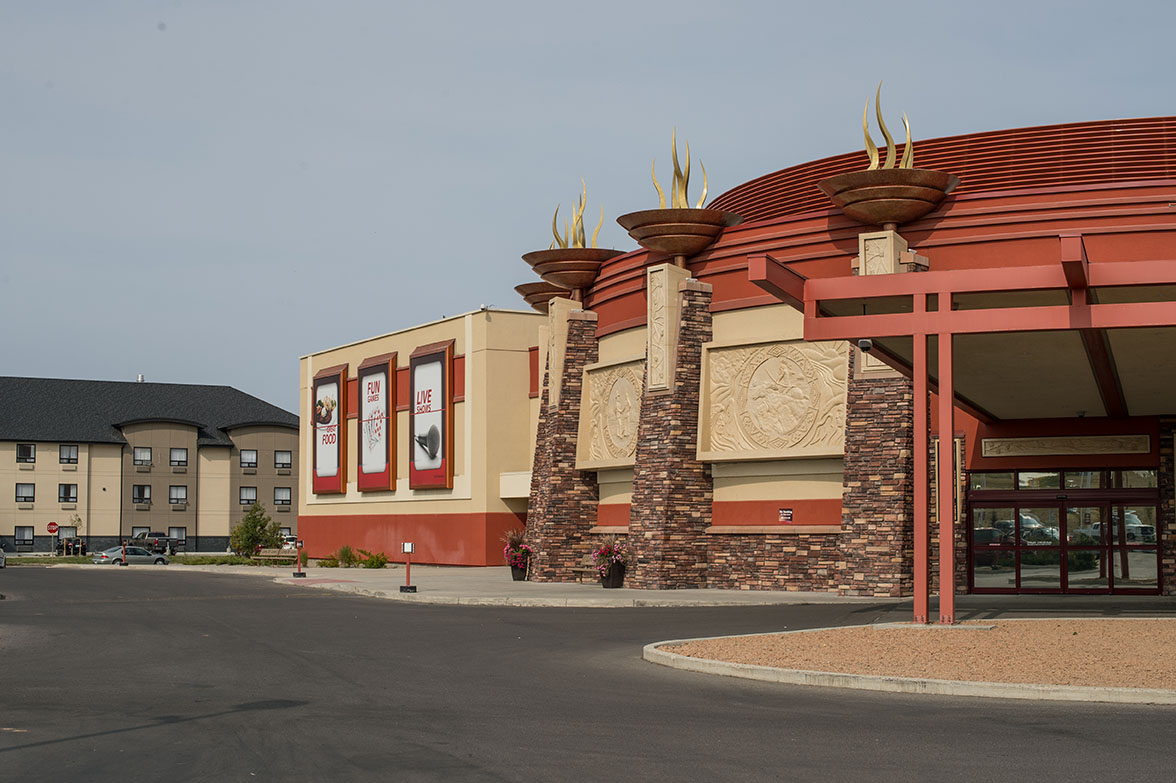 first world hotel to sky casino